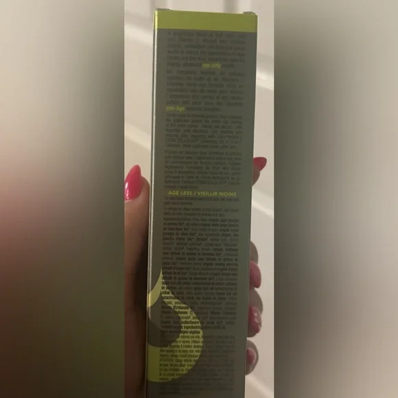 Juice Beauty Gray Eye Cream for Anti-Wrinkle Care - Picture 3 of 4